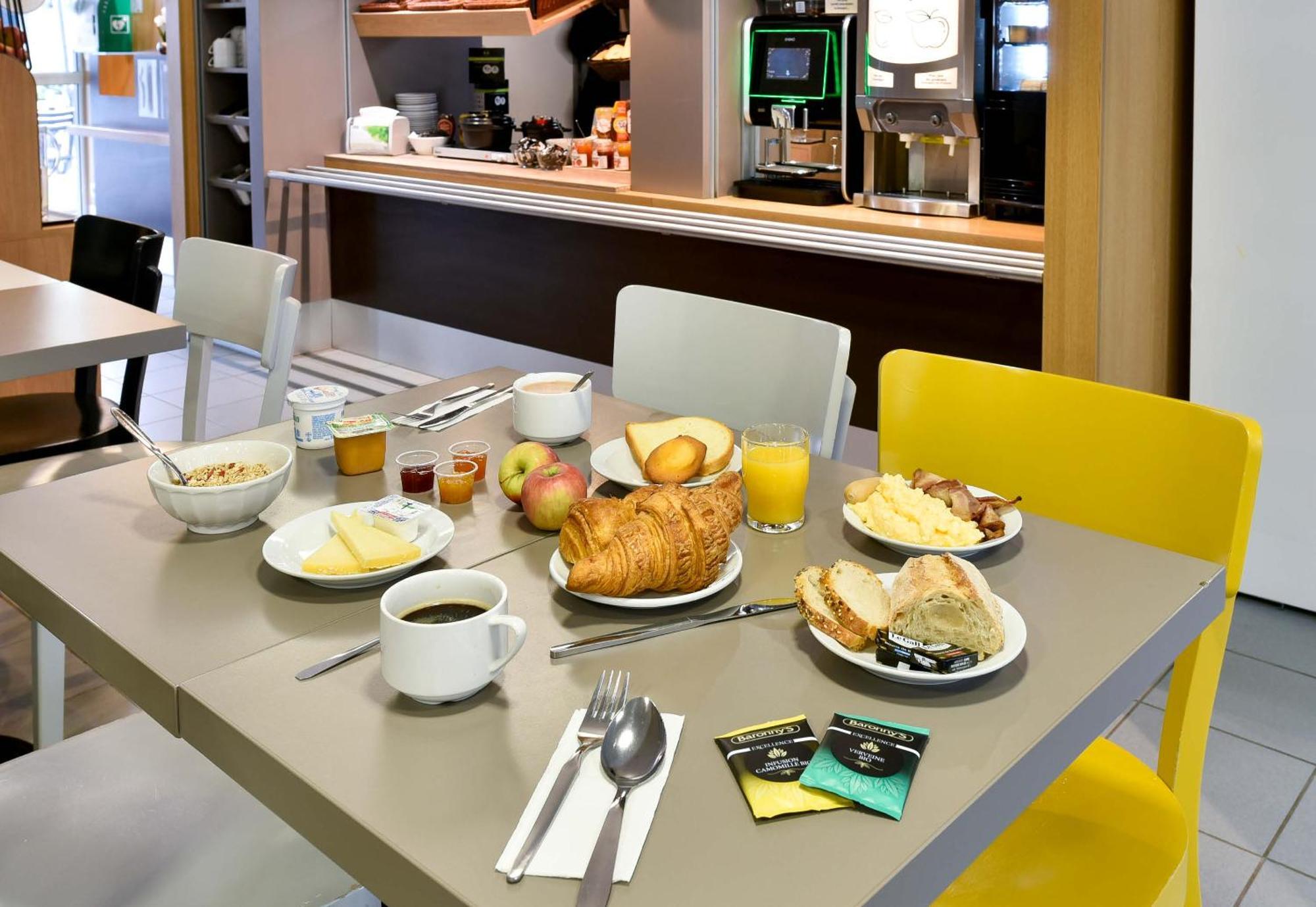 B&B Hotel Toulouse Cite De L'Espace Mouchotte Exteriör bild