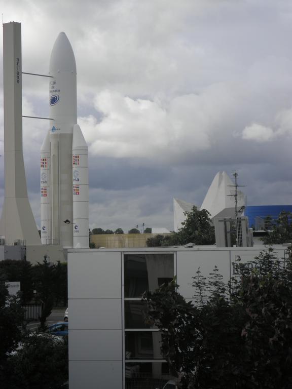 B&B Hotel Toulouse Cite De L'Espace Mouchotte Exteriör bild