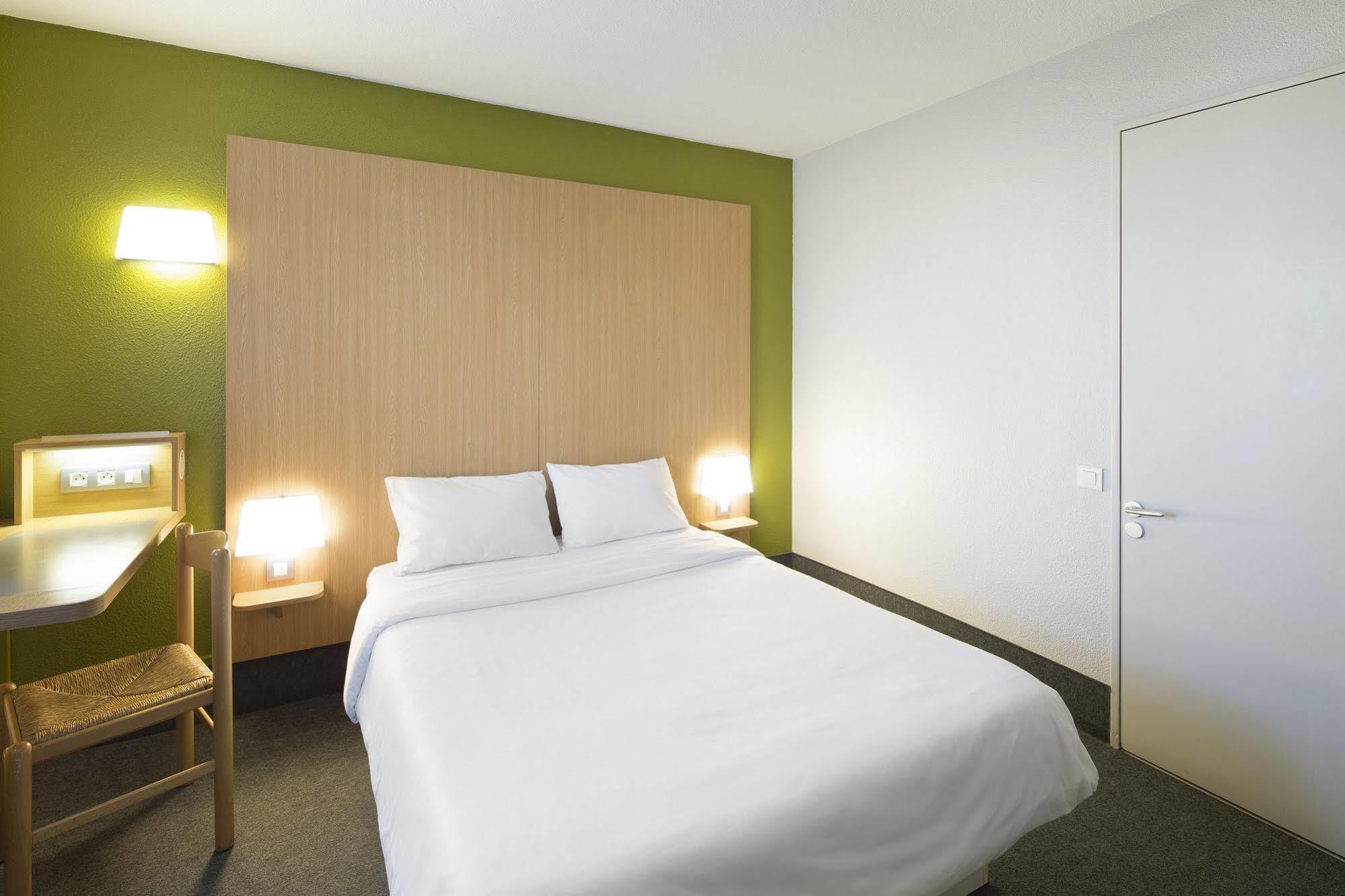 B&B Hotel Toulouse Cite De L'Espace Mouchotte Exteriör bild